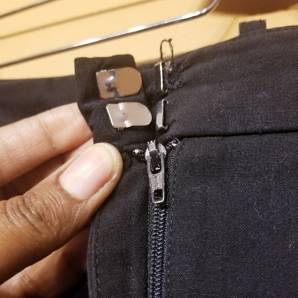 Ellen Tracy | Women's Classic Black Career Pants (Size 16) - Picture 7 of 10